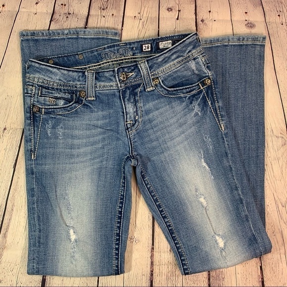 Miss Me Distressed Boot Cut Jean size 28 - Picture 3 of 12